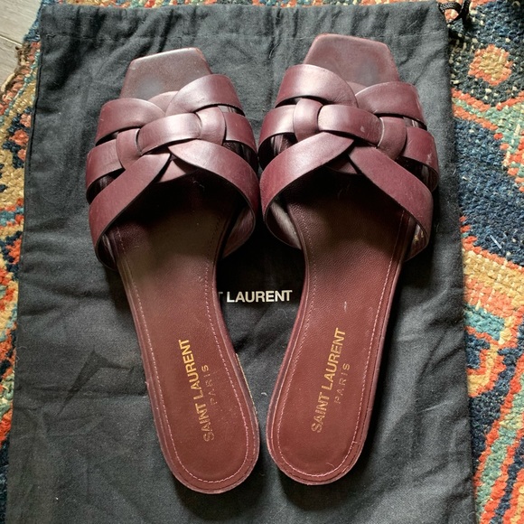 Saint Laurent tribute flats - Picture 6 of 7